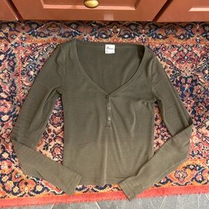 TNA Aritzia homestretch Henley long sleeve